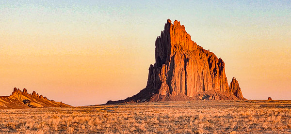 Shiprock (Tsé Bitʼaʼ)